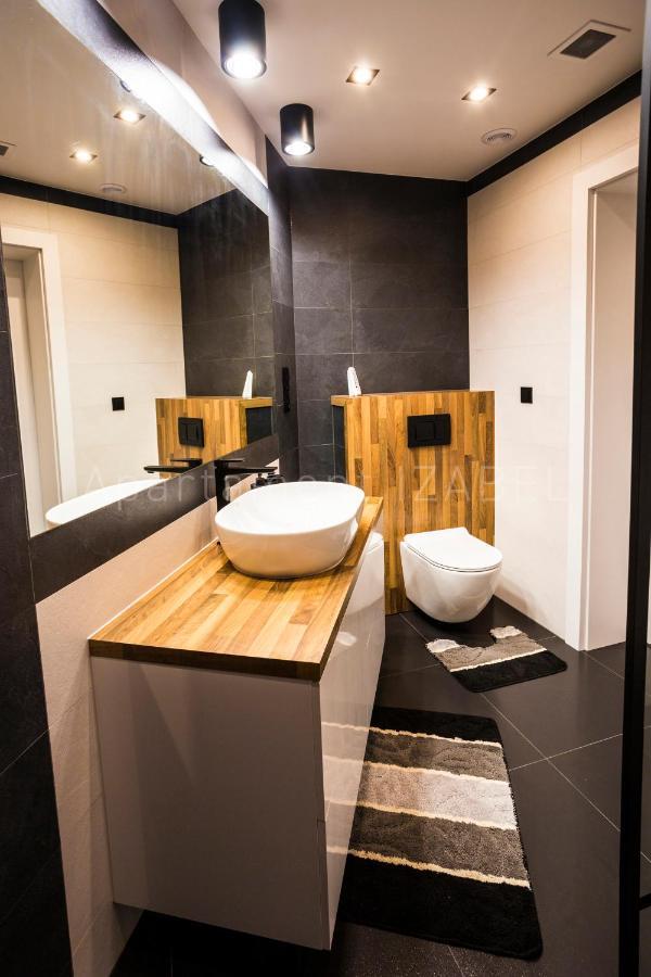 נובי טארג Apartament Izabel מראה חיצוני תמונה